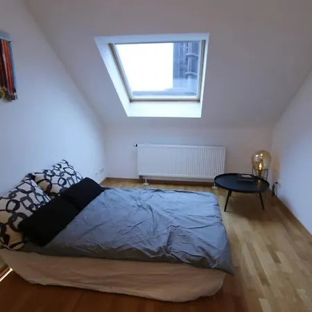 Charming Away: Close To Messe Apartamento *