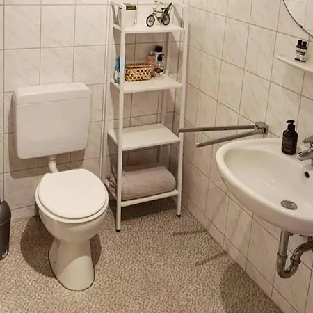 Charming Away: Close To Messe