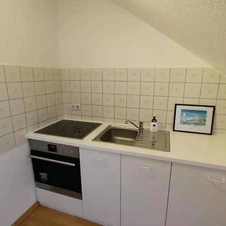Charming Away: Close To Messe Apartment Dusseldorf